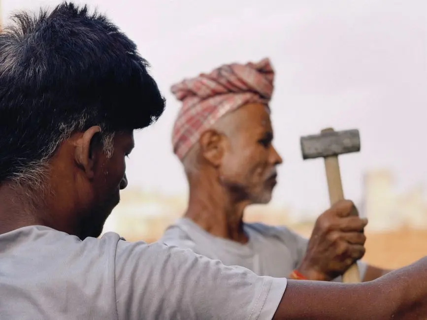 Shifting Labour